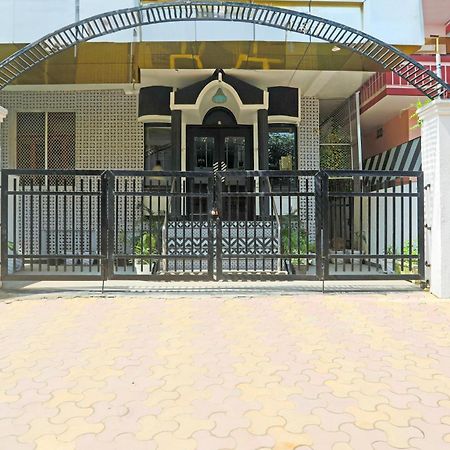 Super Townhouse Cantonment Varanasi Formerly Sarin Inn Exterior photo